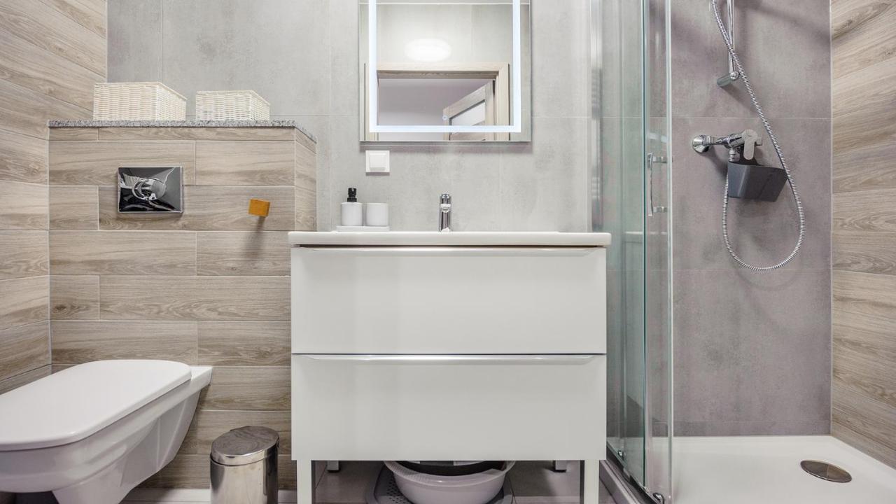 Grey 10 C Perlowa Przystan - *